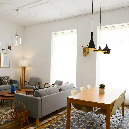 Hall Correos Апартаменты Валенсия