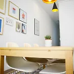 Hall Correos Apartamento Valencia